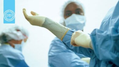 تعویض دستکش راهکاری برای کاهش عفونت محل جراحی شکم