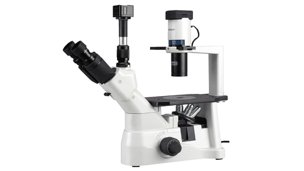 میکروسکوپ‌ معکوس یکی از انواع میکروسکوپ‌های نوری
